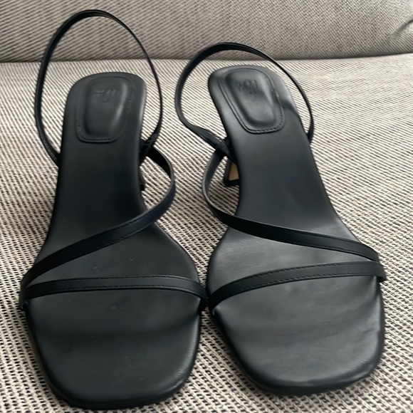 H&M Sandals - Picture 5 of 5